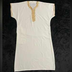 Elegant Cream and Gold Tunic Thobe